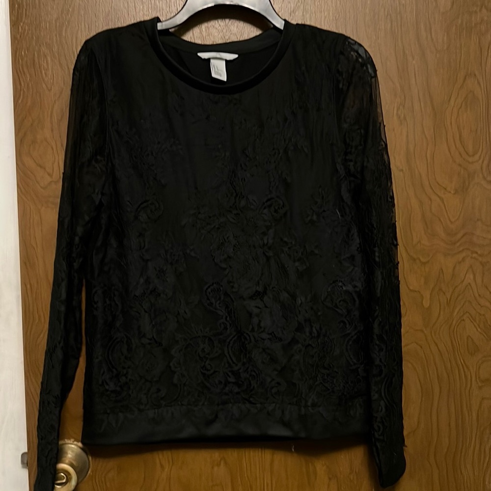 H&M black lace blouse size M